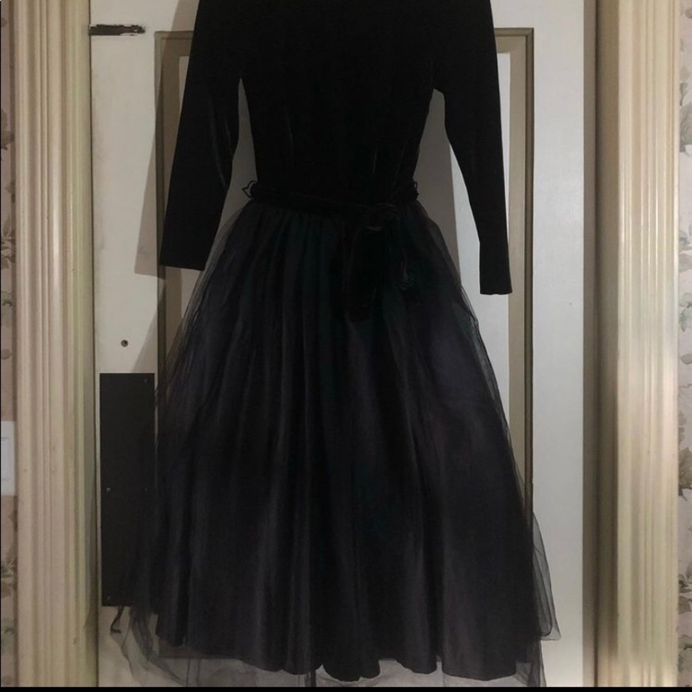 ModCloth - Picture 2 of 3